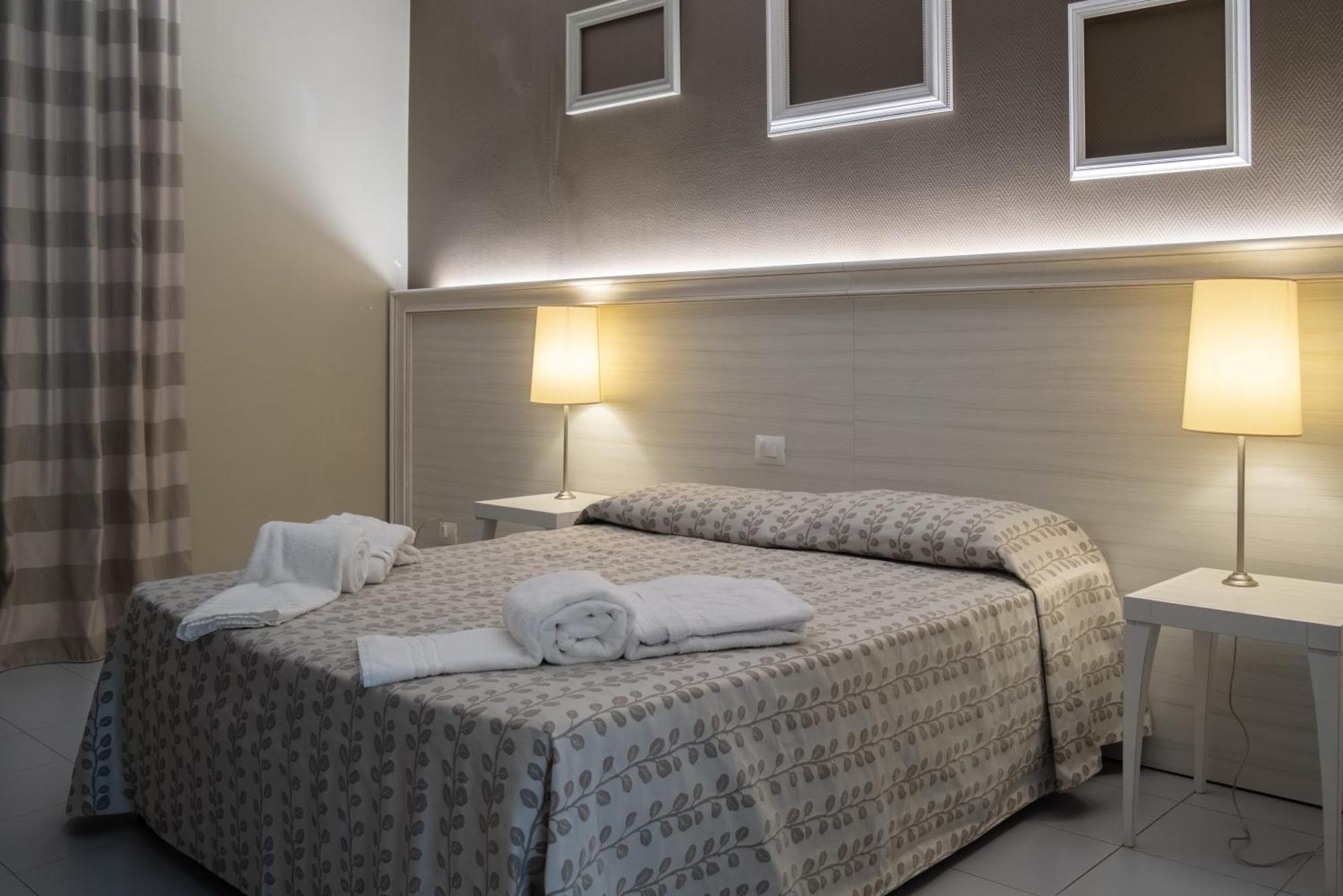 Hotel Degli Ulivi Ferrandina Esterno foto