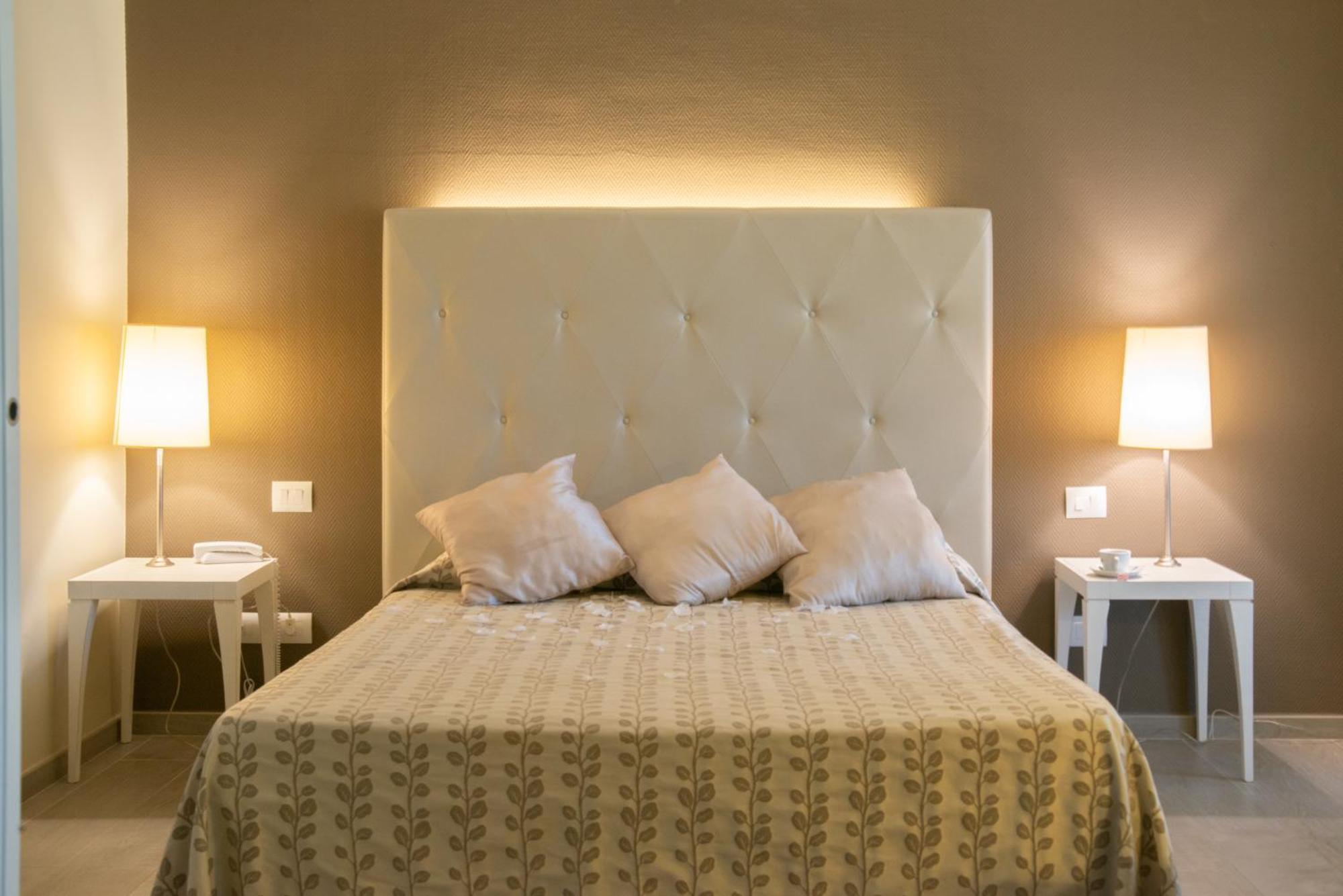 Hotel Degli Ulivi Ferrandina Esterno foto