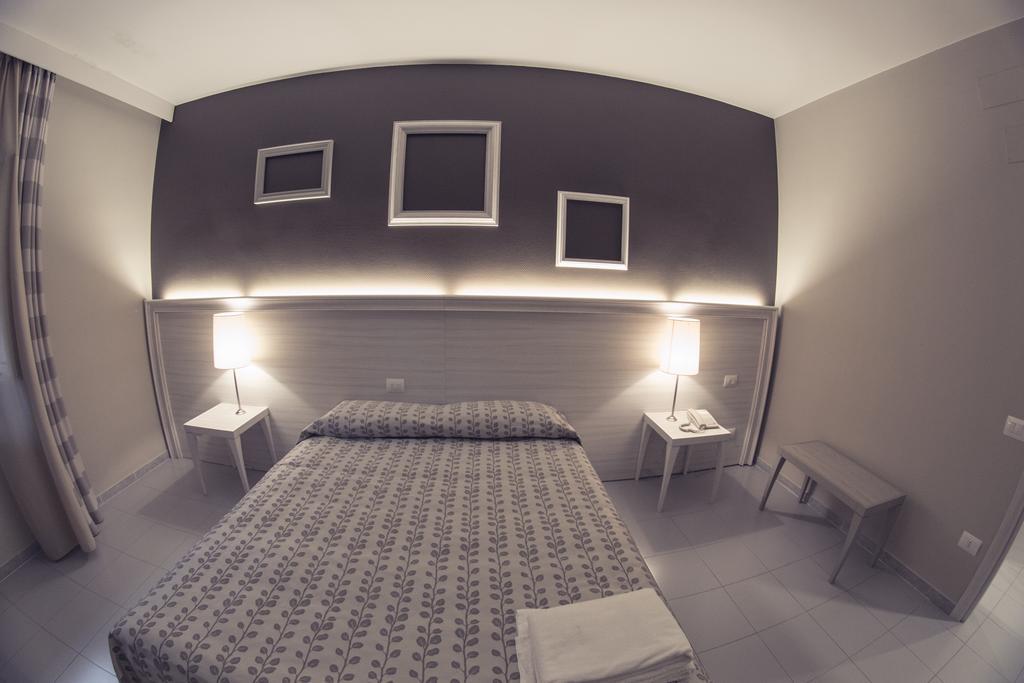 Hotel Degli Ulivi Ferrandina Esterno foto
