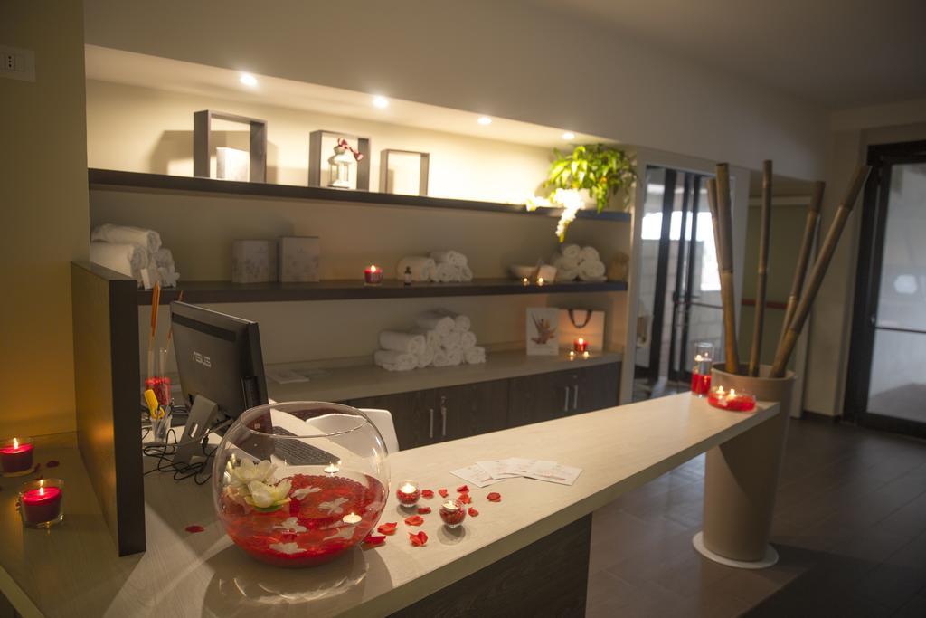 Hotel Degli Ulivi Ferrandina Esterno foto